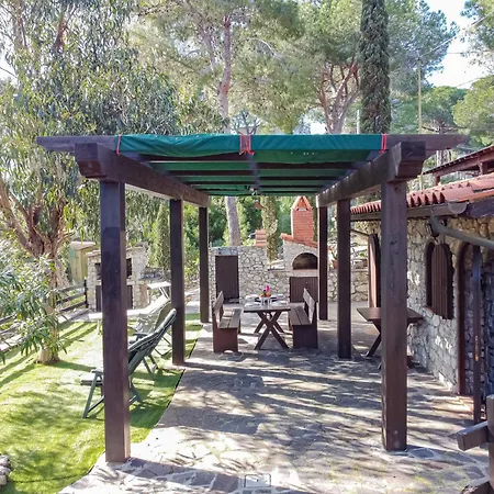 펜션 Residenza Capo Perla