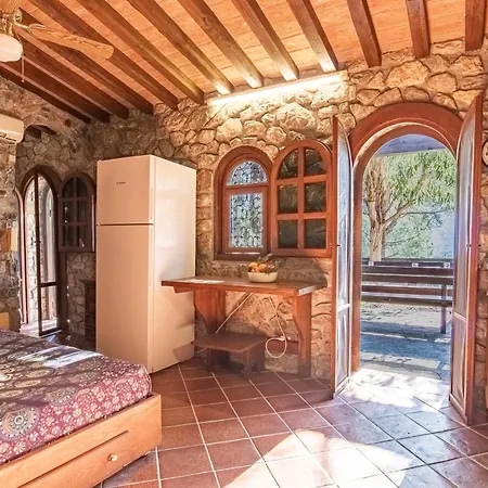 Residenza Capo Perla كابوليفيري