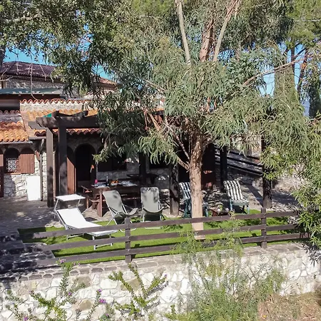 Residenza Capo Perla كابوليفيري