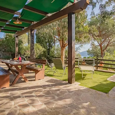 بيت للعطل Residenza Capo Perla