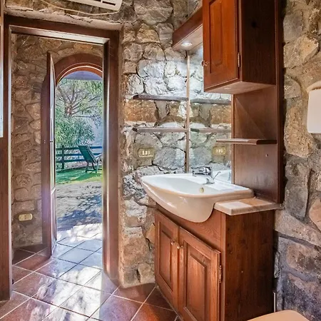 Residenza Capo Perla بيت للعطل